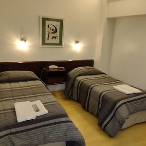 Habitación con 2 Camas Individuales